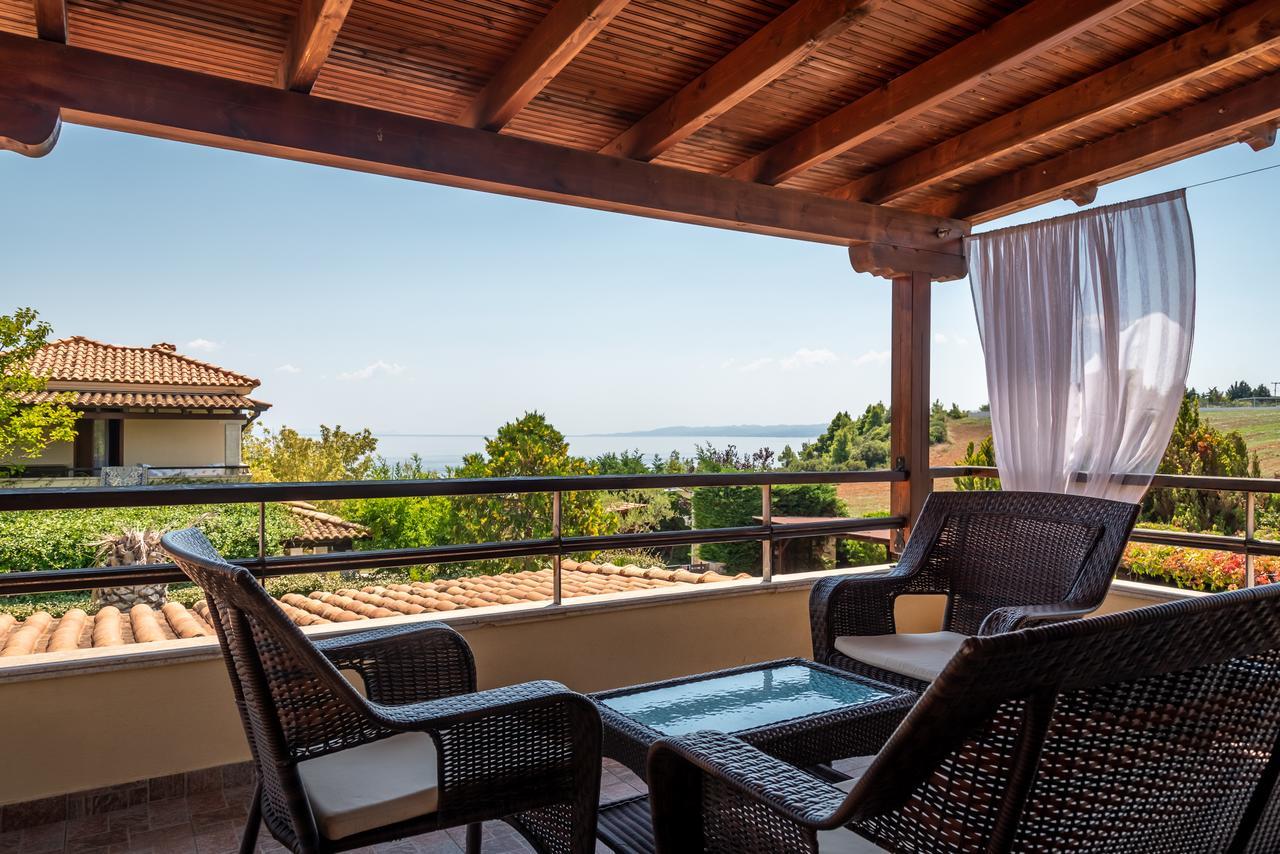 Blue Thea Luxury Villa In Afitos Kültér fotó