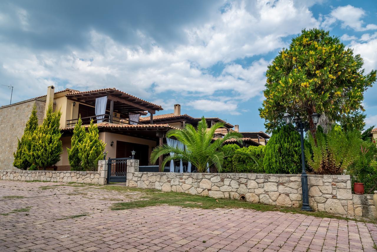 Blue Thea Luxury Villa In Afitos Kültér fotó